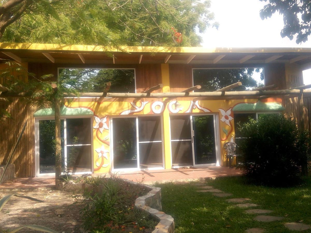 Kokrobite Garden Экстерьер фото
