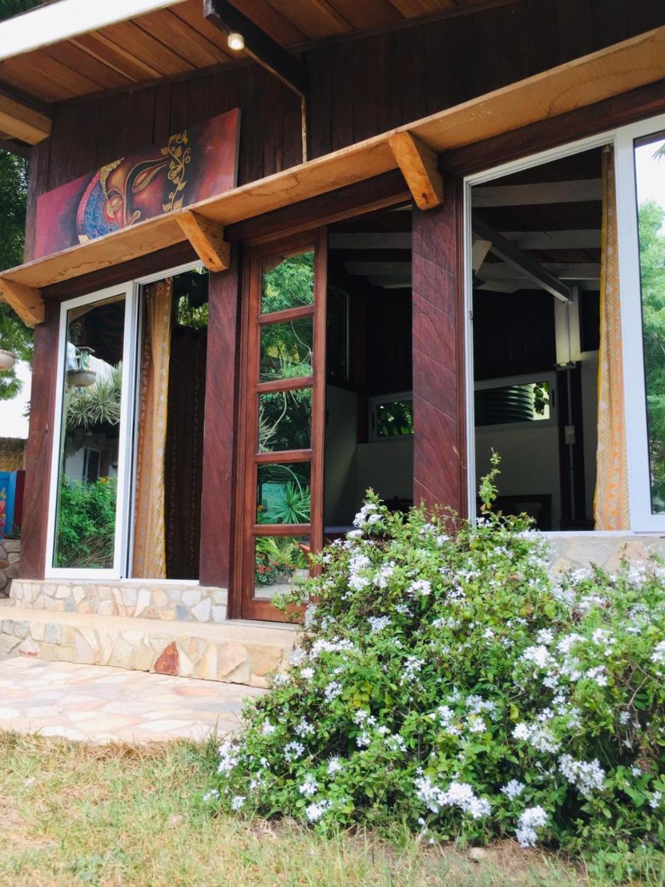 Kokrobite Garden Экстерьер фото