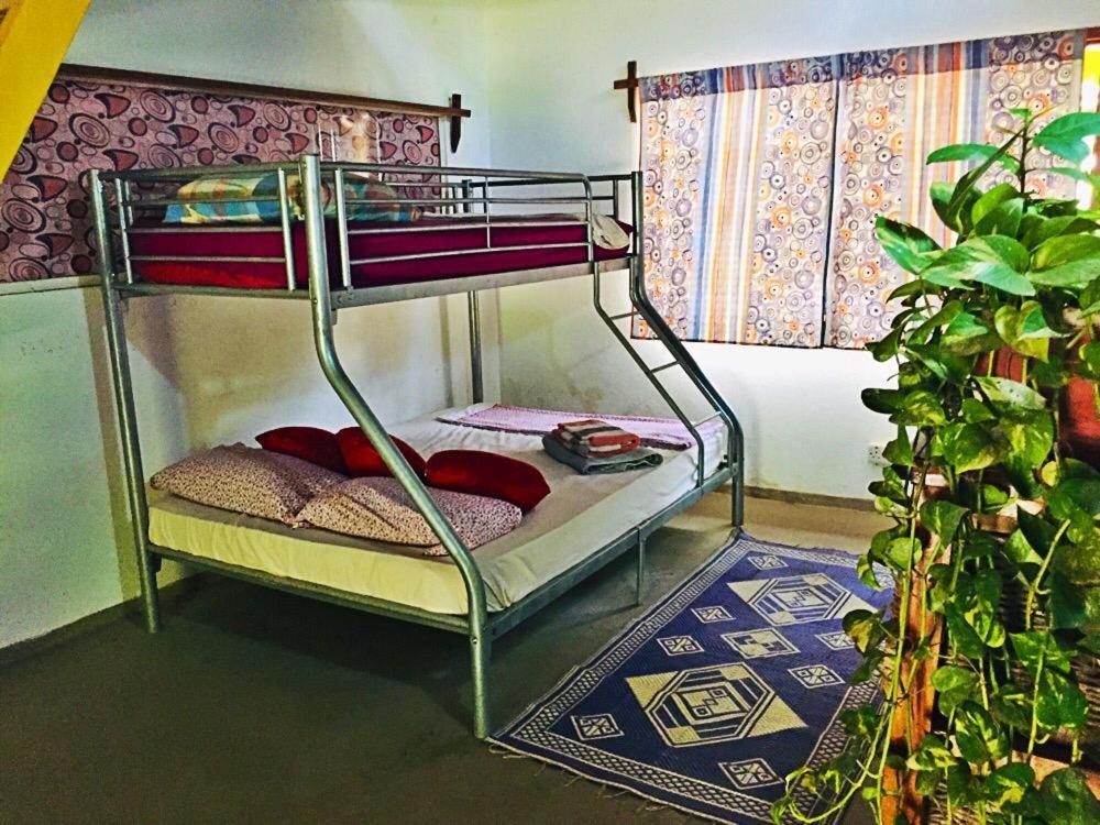 Kokrobite Garden Экстерьер фото