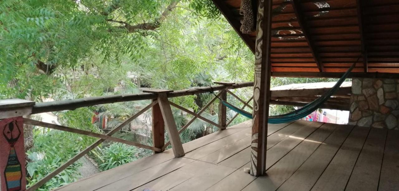 Kokrobite Garden Экстерьер фото